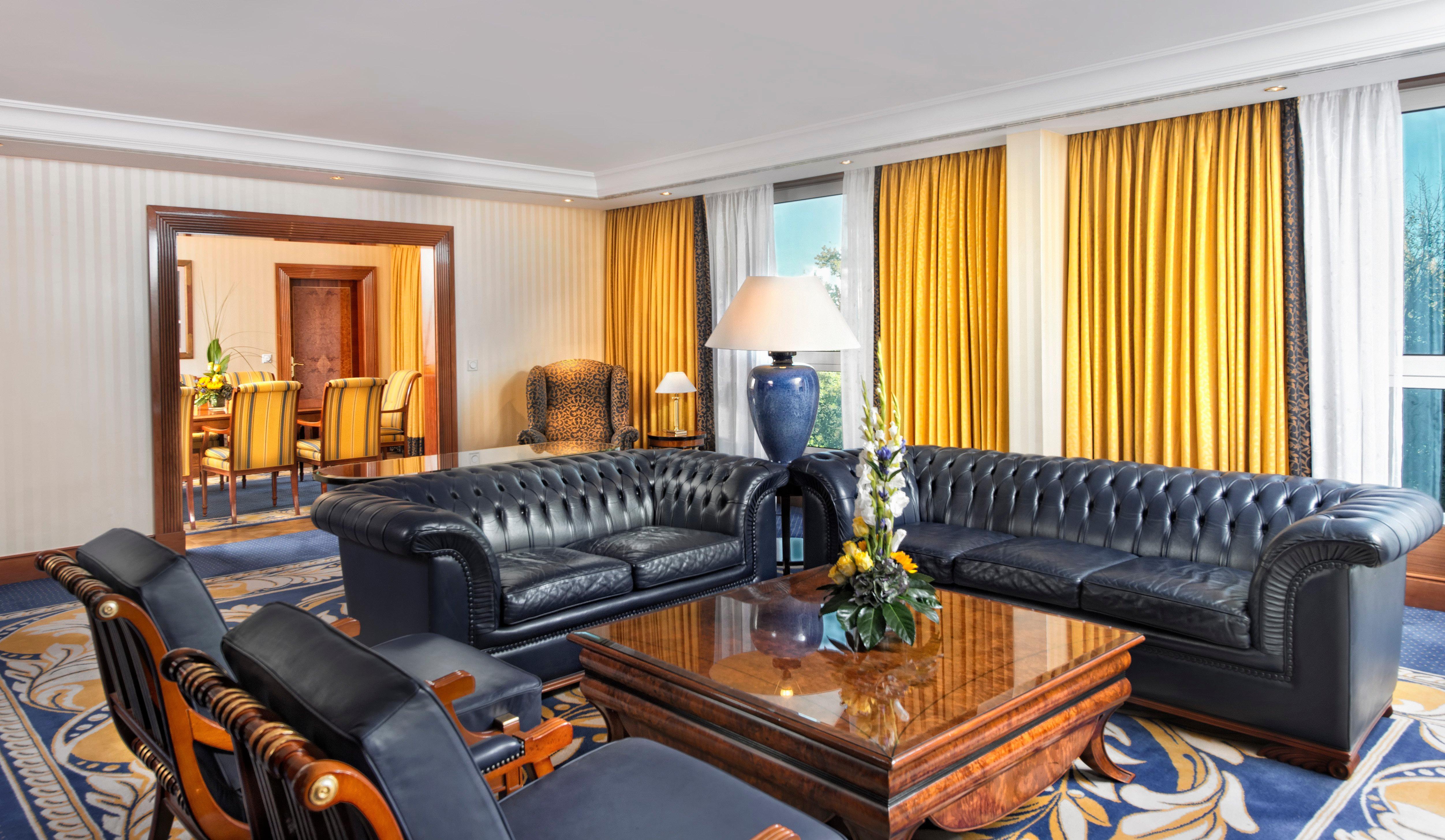 Intercontinental Berlin By Ihg Hotel Екстериор снимка A suite at the InterContinental