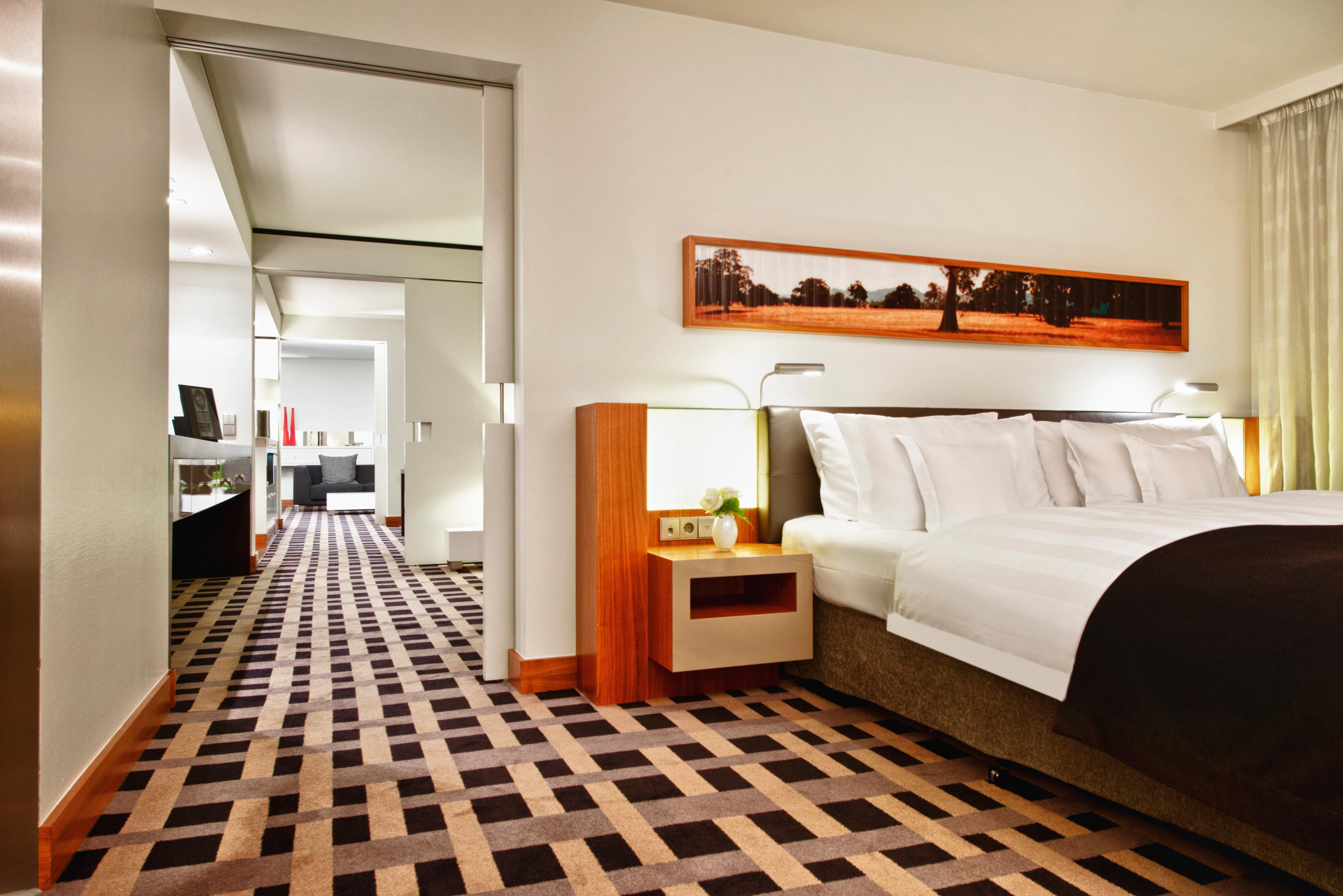Intercontinental Berlin By Ihg Hotel Екстериор снимка A room at the hotel