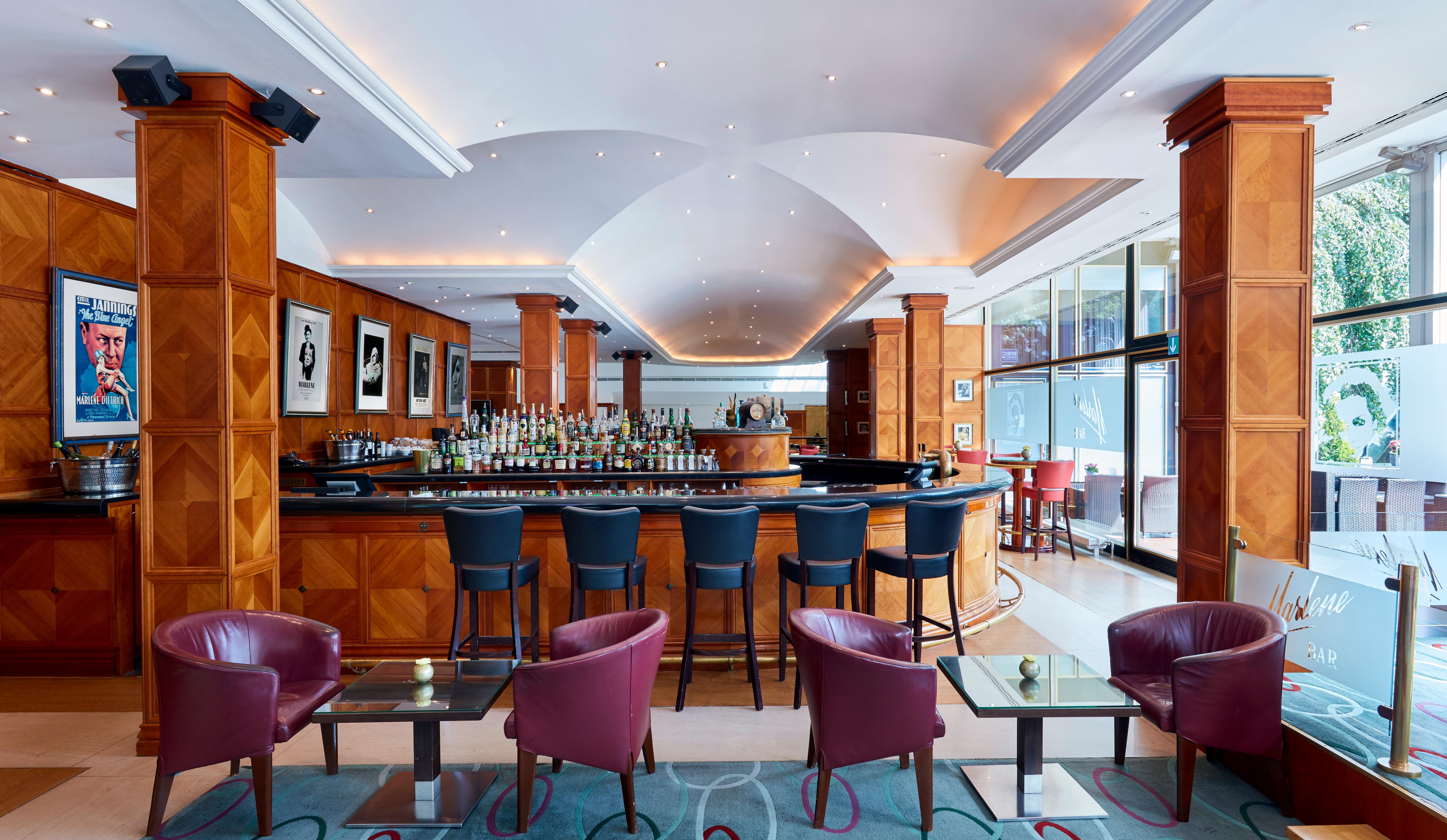 Intercontinental Berlin By Ihg Hotel Екстериор снимка The bar at the InterContinental London